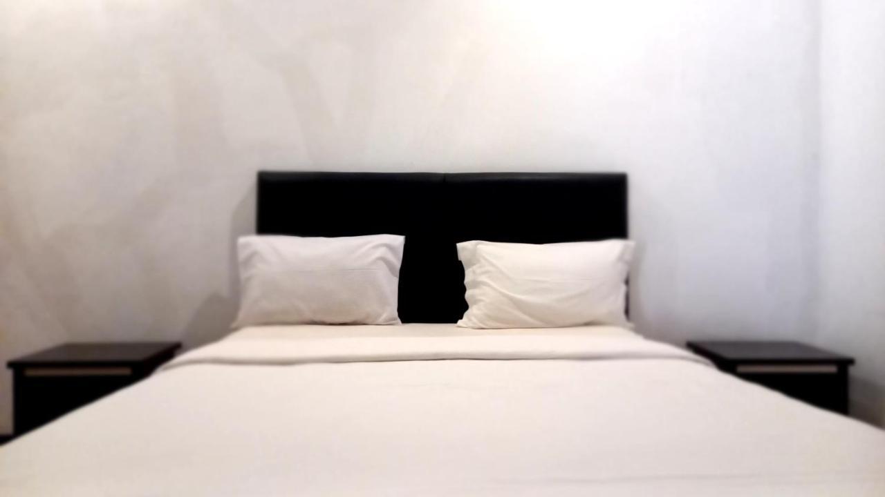 Dc Hotel & Hostel Labuan Bajo Ngoại thất bức ảnh