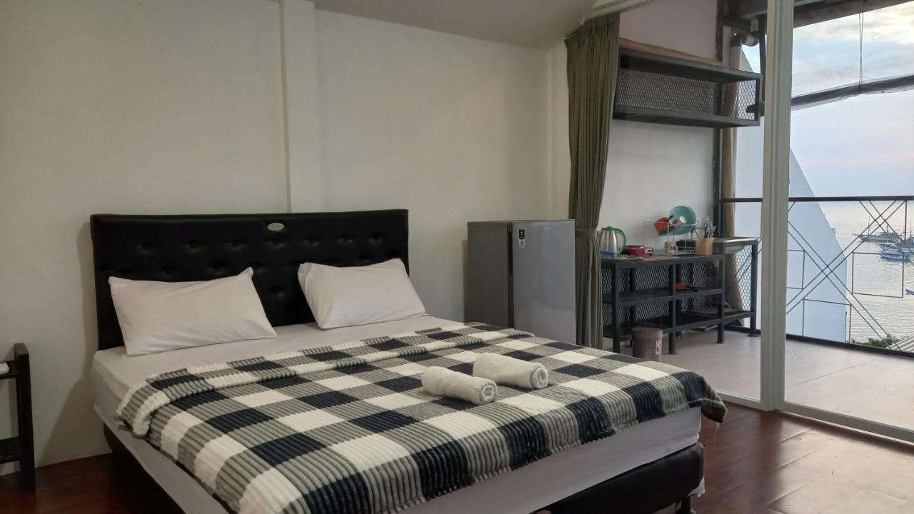 Dc Hotel & Hostel Labuan Bajo Ngoại thất bức ảnh