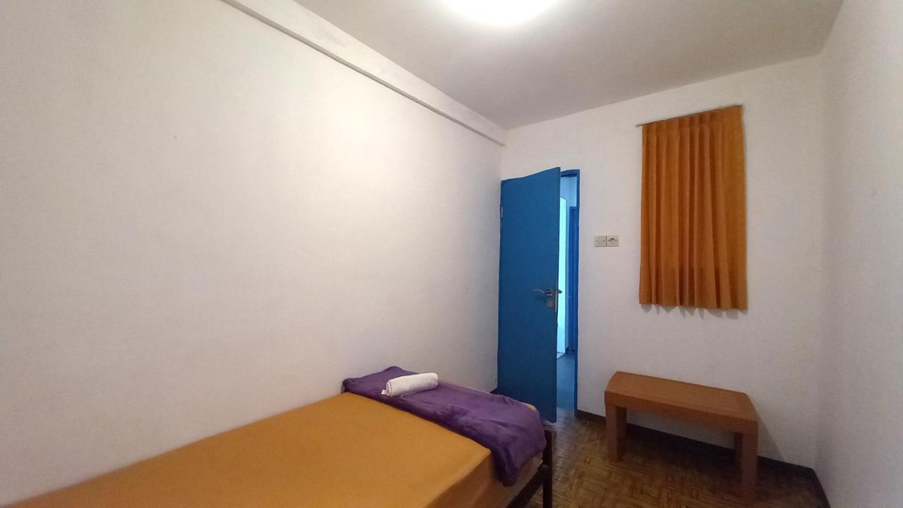 Dc Hotel & Hostel Labuan Bajo Ngoại thất bức ảnh
